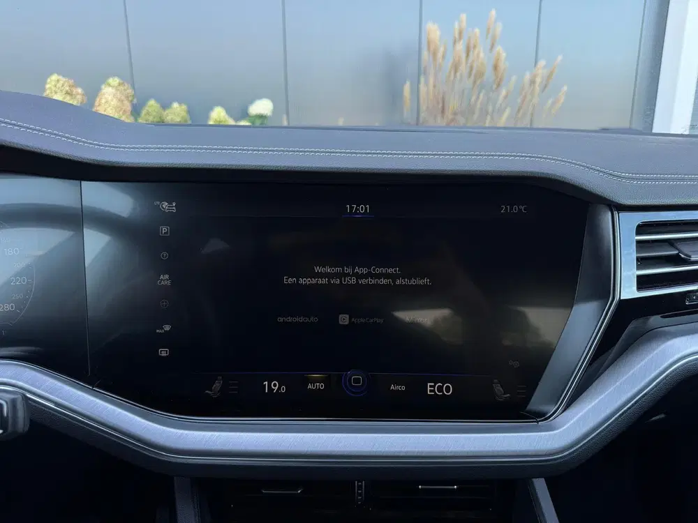 Volkswagen Touareg 3.0 TSi eHybrid 4MOTION PANO uit 2023, foto 15