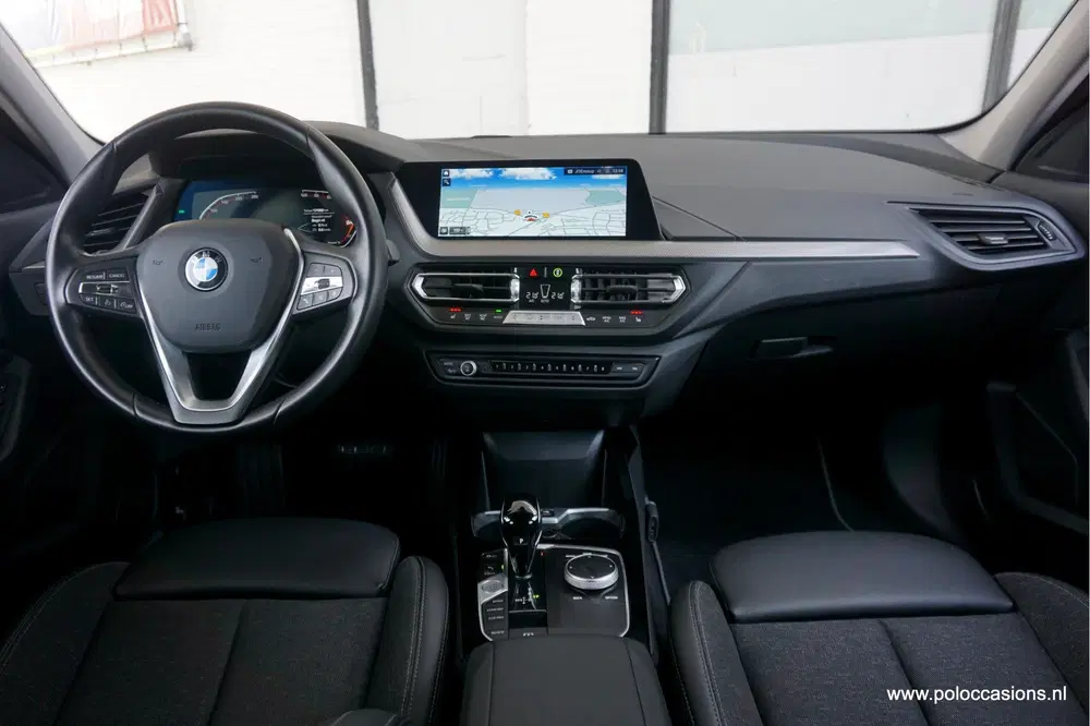 BMW 1-serie 118i Carplay uit 2023, foto 5