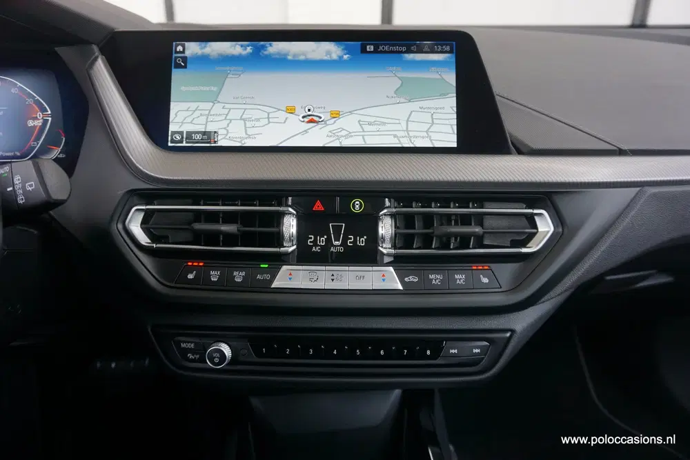 BMW 1-serie 118i Carplay uit 2023, foto 7