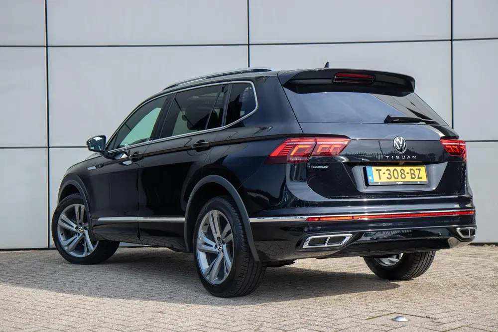Volkswagen Tiguan Allspace 1.5 TSI 150pk R-Line Business 7p. uit 2023, foto 2