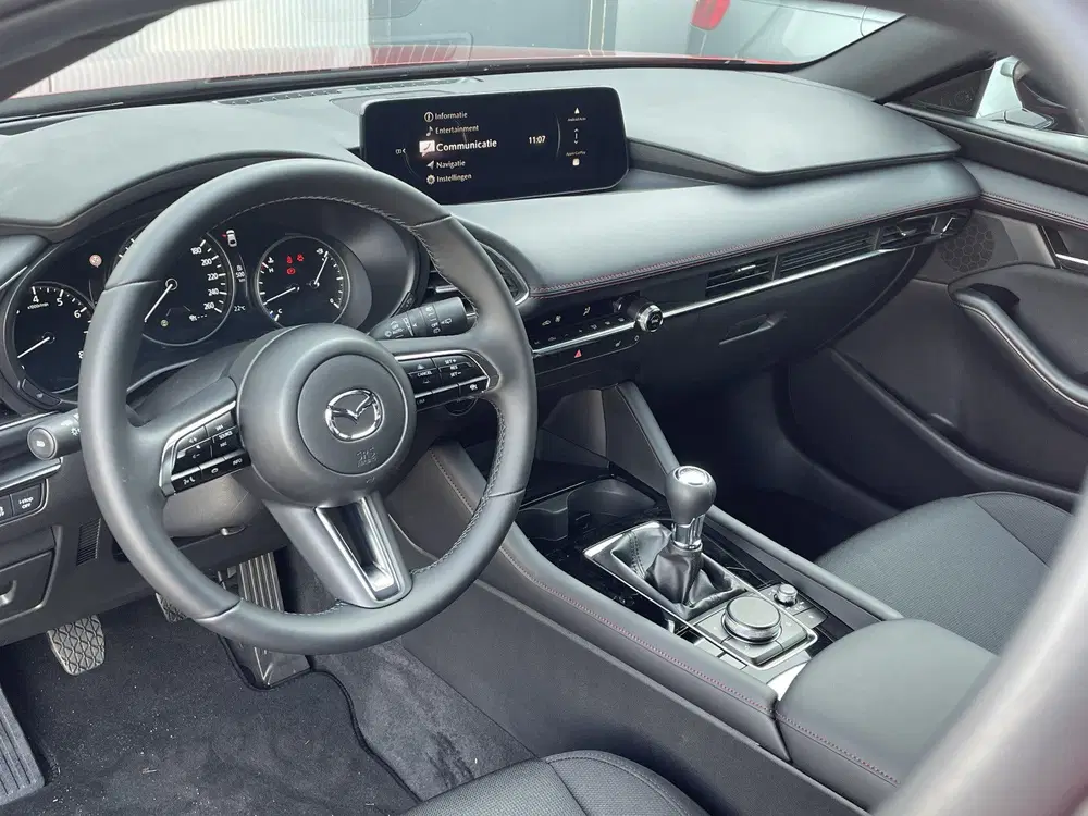 Mazda 3 2.5 e-SkyActiv-G M Hybrid 140 Homura NAVI uit 2026, foto 14