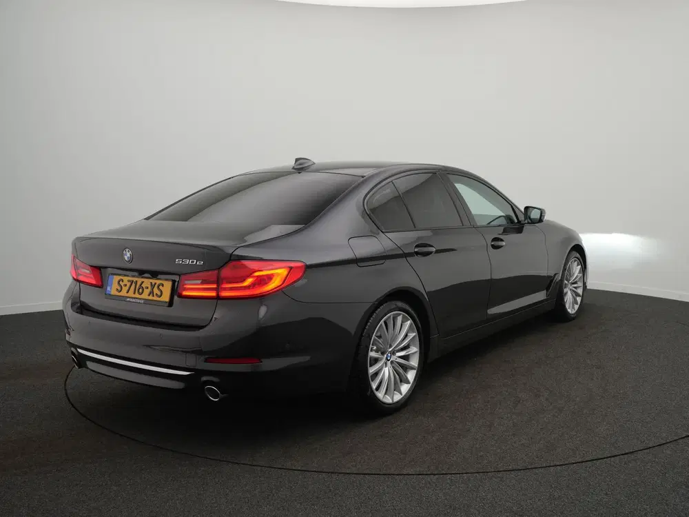 BMW 5-serie 5 Serie 530e iPerformance High Executive uit 2019, foto 4
