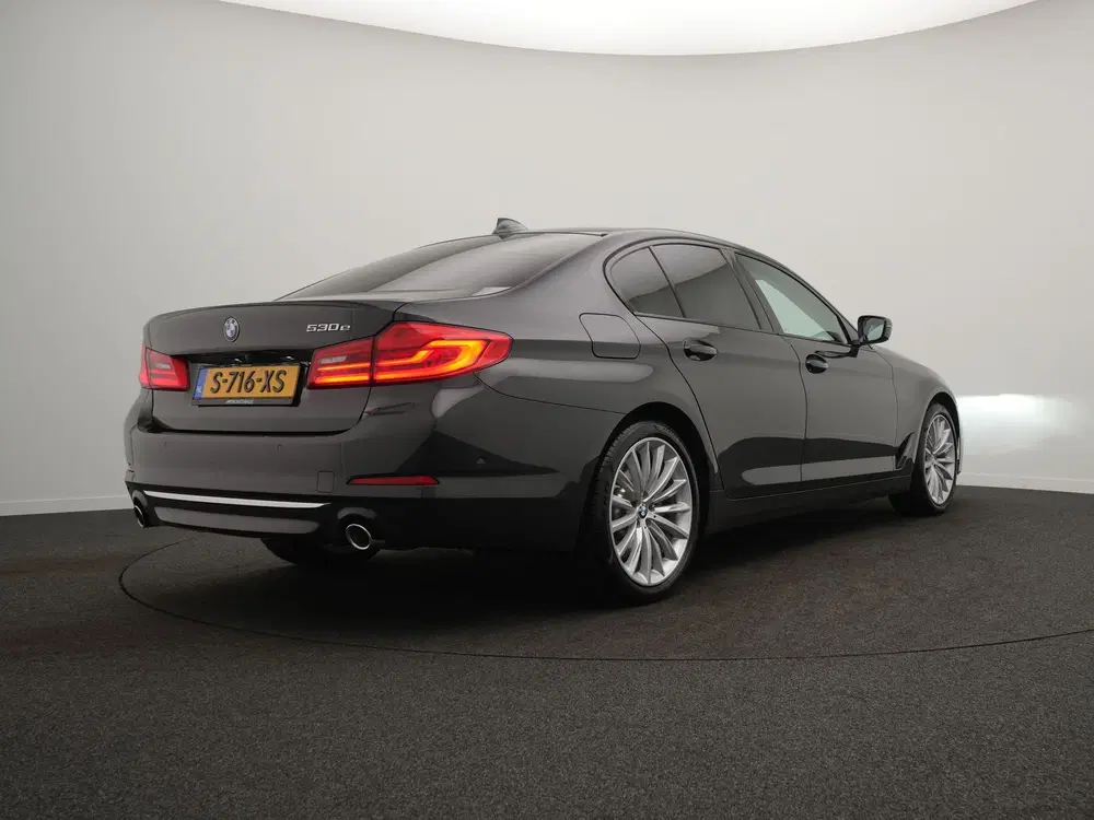 BMW 5-serie 5 Serie 530e iPerformance High Executive uit 2019, foto 6