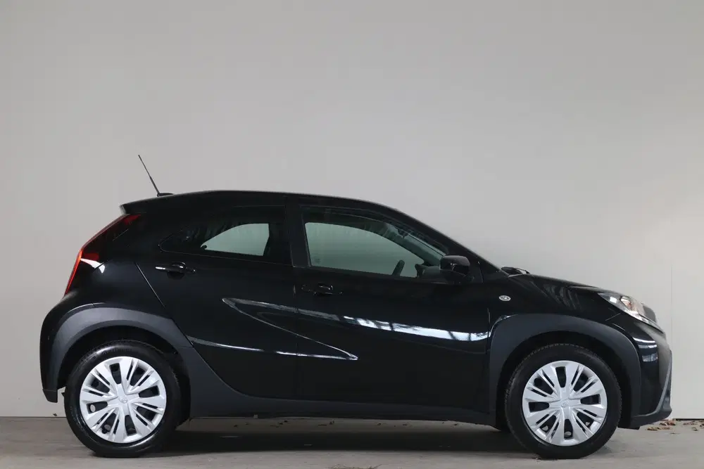 Toyota Aygo X 1.0 VVT-i MT Play uit 2023, foto 9