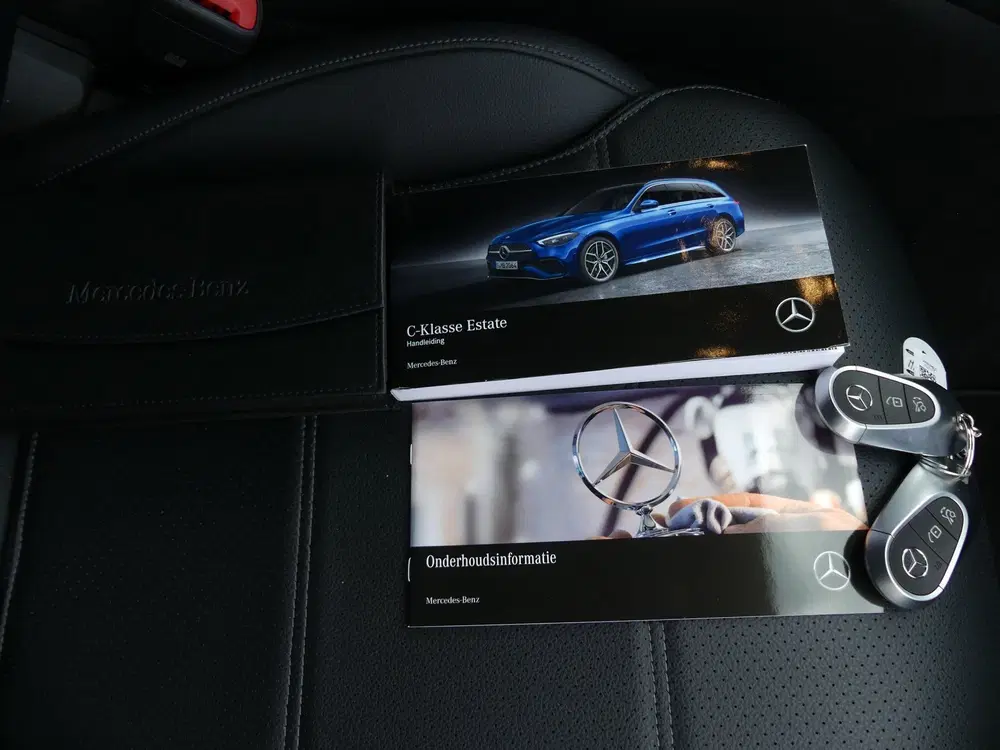 Mercedes-Benz C-Klasse 180 Automaat Luxury Line uit 2022, foto 11