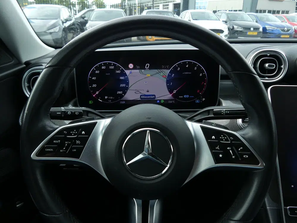 Mercedes-Benz C-Klasse 180 Automaat Luxury Line uit 2022, foto 15