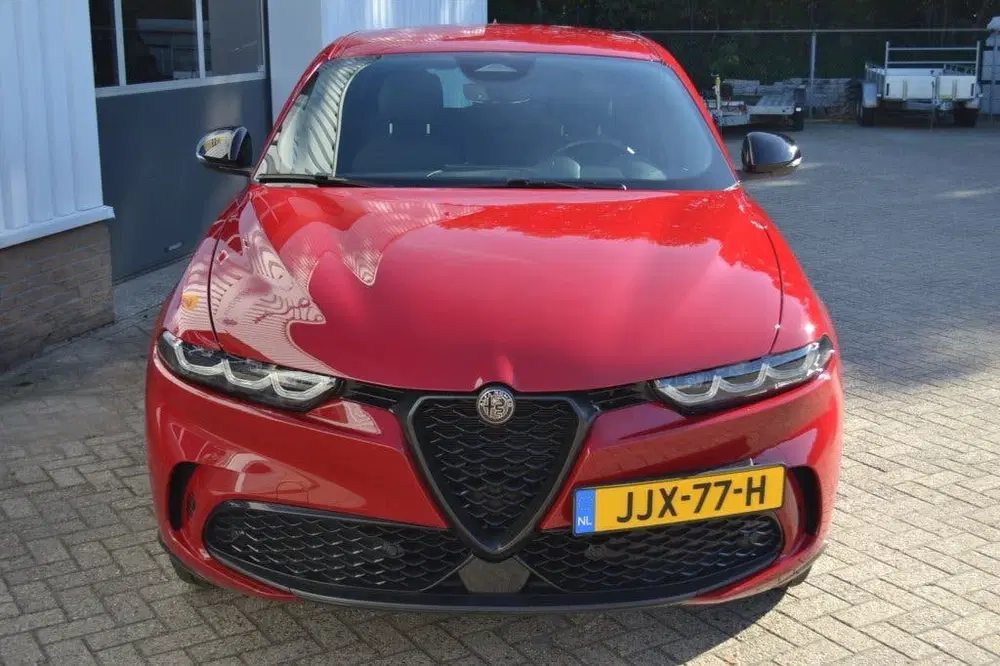 Alfa Romeo Tonale 1.3T PHEV Veloce uit 2023, foto 3