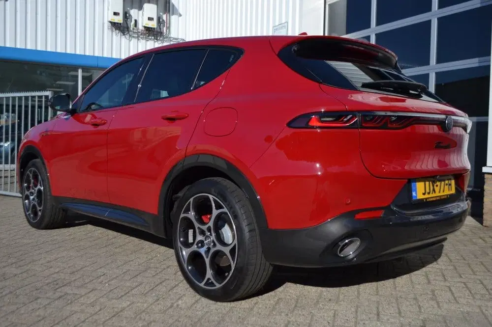 Alfa Romeo Tonale 1.3T PHEV Veloce uit 2023, foto 6