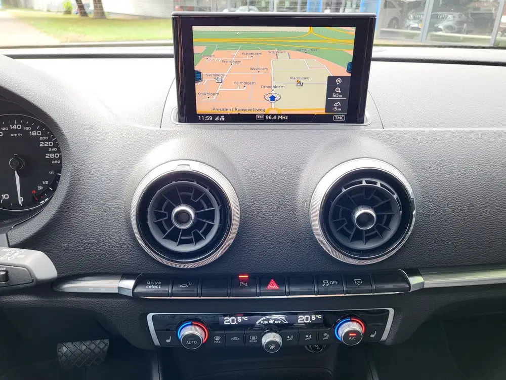 Audi A3 1.4 e-tron Sport PL+ uit 2019, foto 12