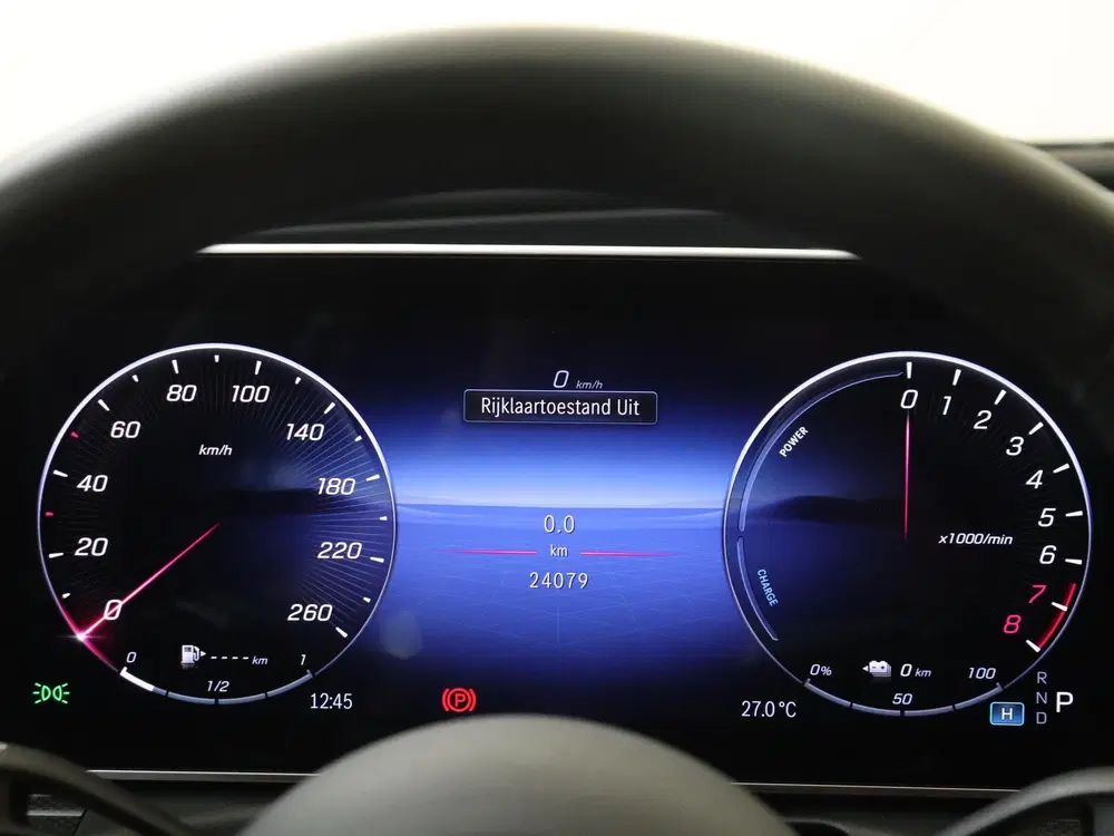 Mercedes-Benz C-Klasse 400 e 4MATIC AMG Line uit 2024, foto 12