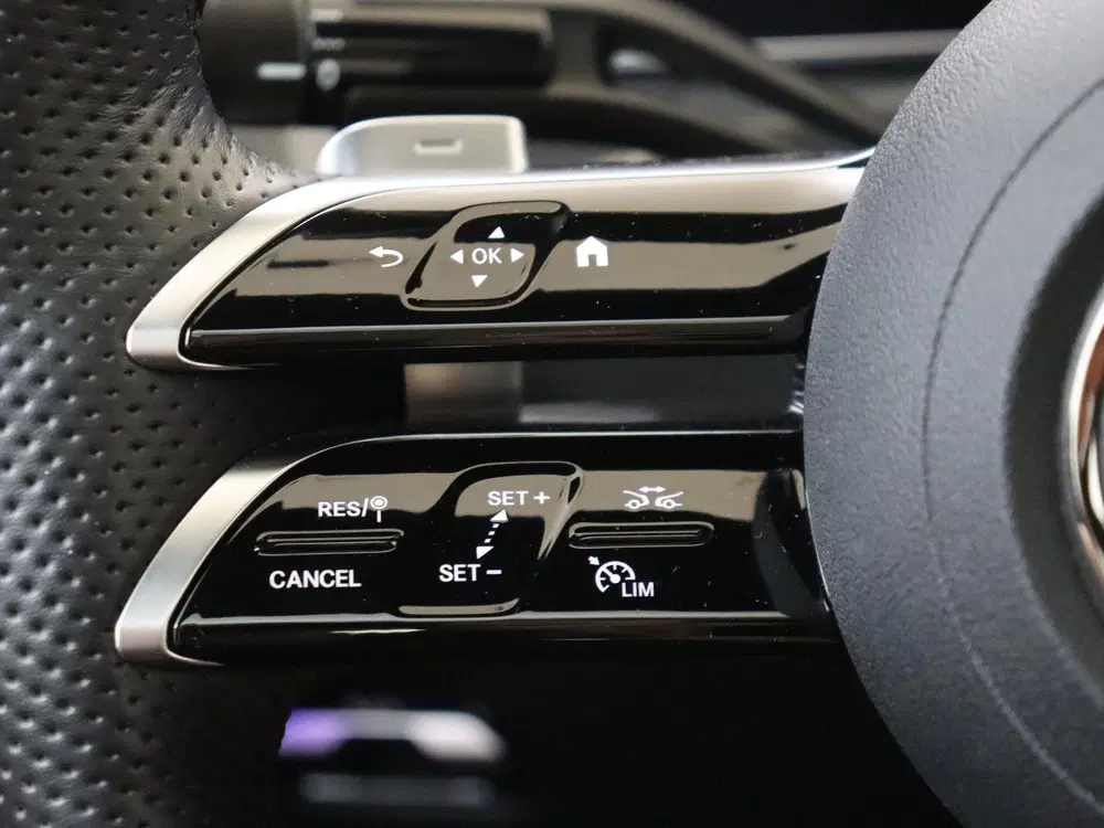 Mercedes-Benz C-Klasse 400 e 4MATIC AMG Line uit 2024, foto 13