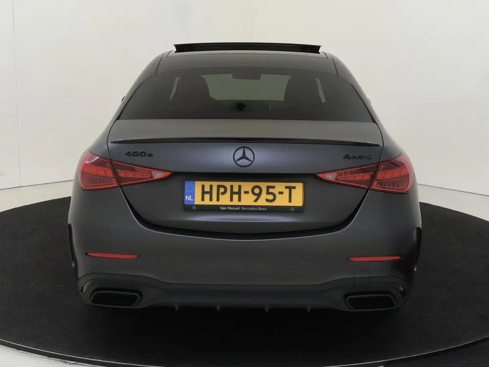 Mercedes-Benz C-Klasse 400 e 4MATIC AMG Line uit 2024, foto 7