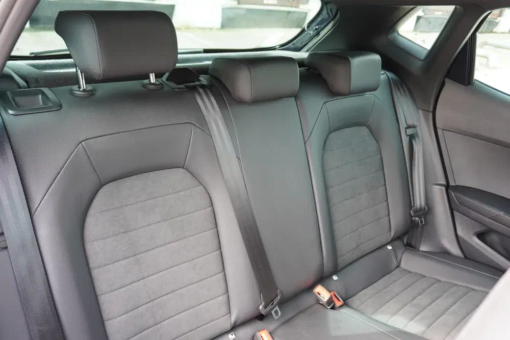 SEAT Ibiza 1.0 EcoTSI 95pk FR Business Intense uit 2022, foto 14