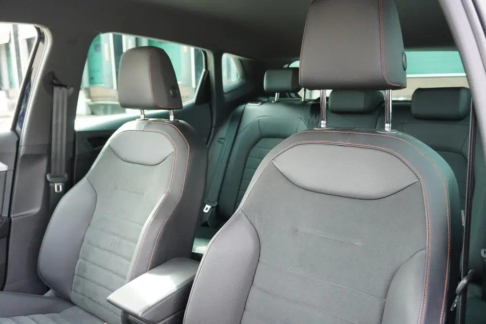 SEAT Ibiza 1.0 EcoTSI 95pk FR Business Intense uit 2022, foto 4