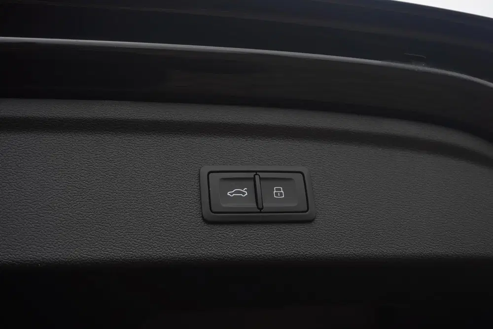 Audi A3 40 TFSI e Edition uit 2022, foto 10