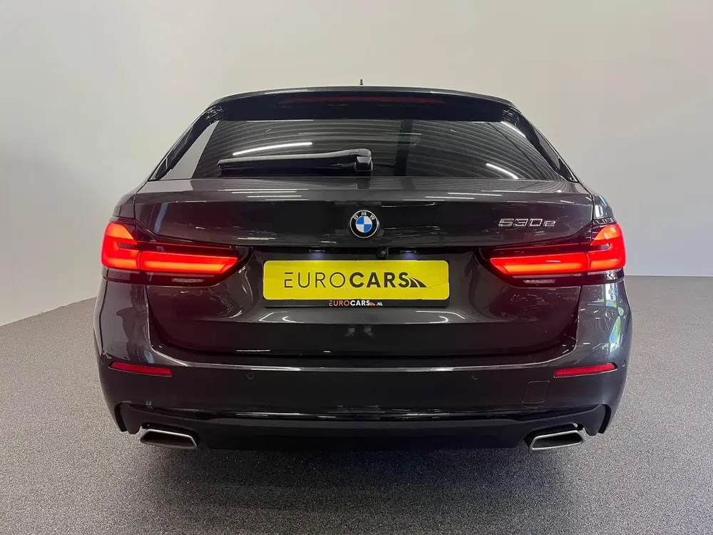 BMW 5-serie 530e High Executive Panoramadak Navigati uit 2021, foto 7