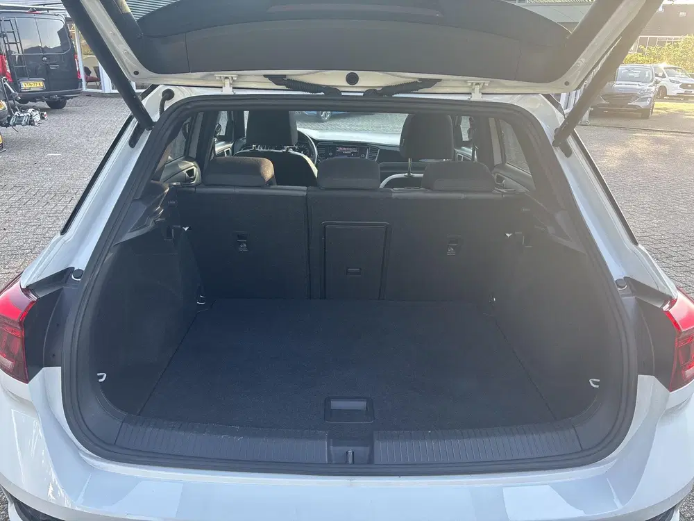 Volkswagen T-Roc 1.5 TSI Sport uit 2022, foto 7