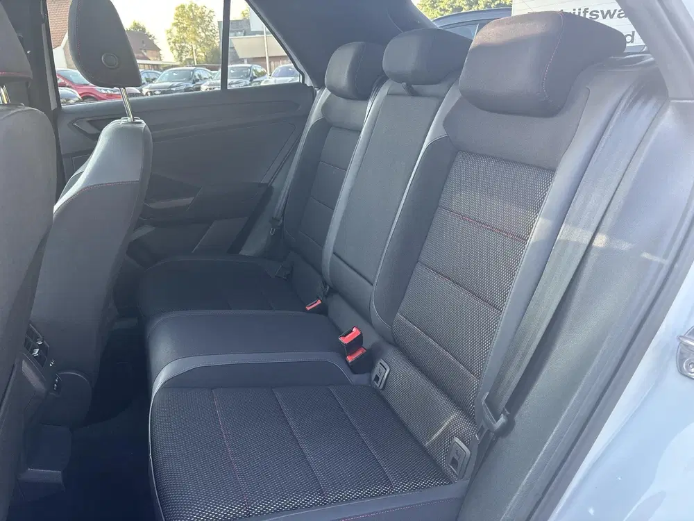 Volkswagen T-Roc 1.5 TSI Sport uit 2022, foto 9