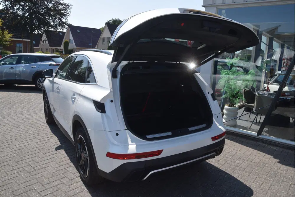 DS Automobiles DS 7 Crossback DS 7 Crossback 1.2 PureTech Performance Li uit 2022, foto 12