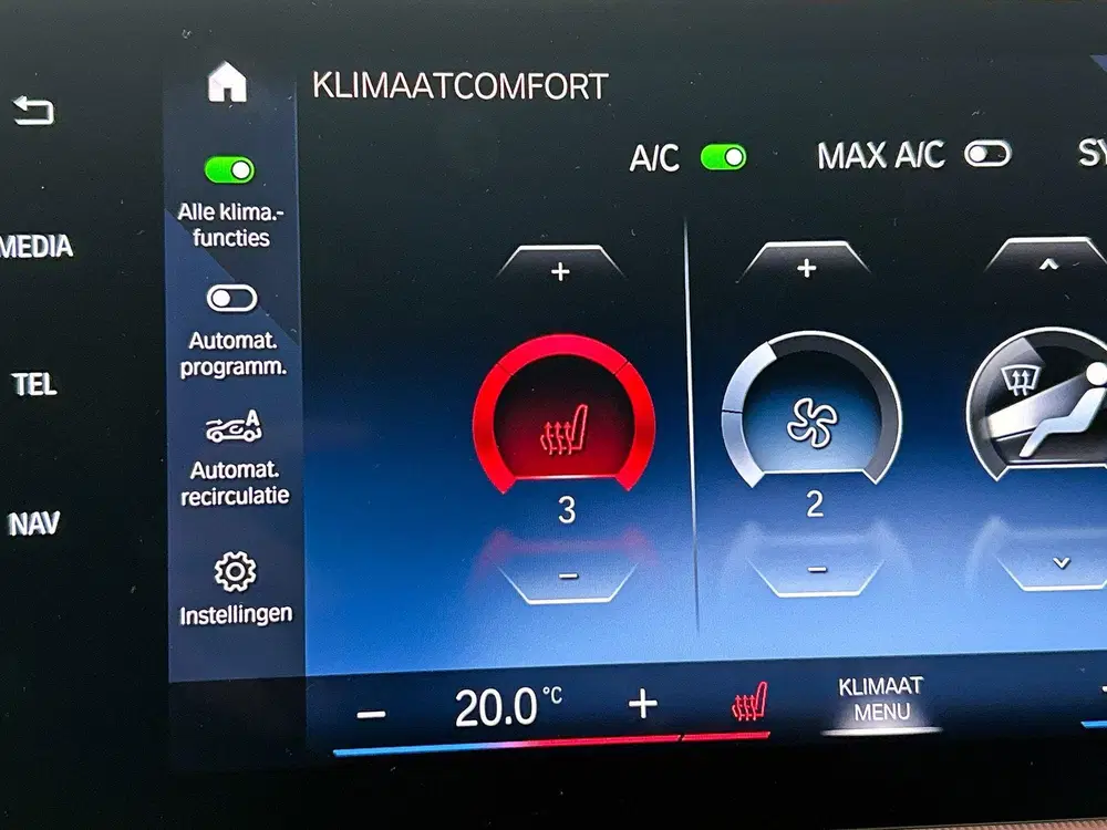 BMW 2-serie Active Tourer 218i BLACK-LINE uit 2023, foto 15