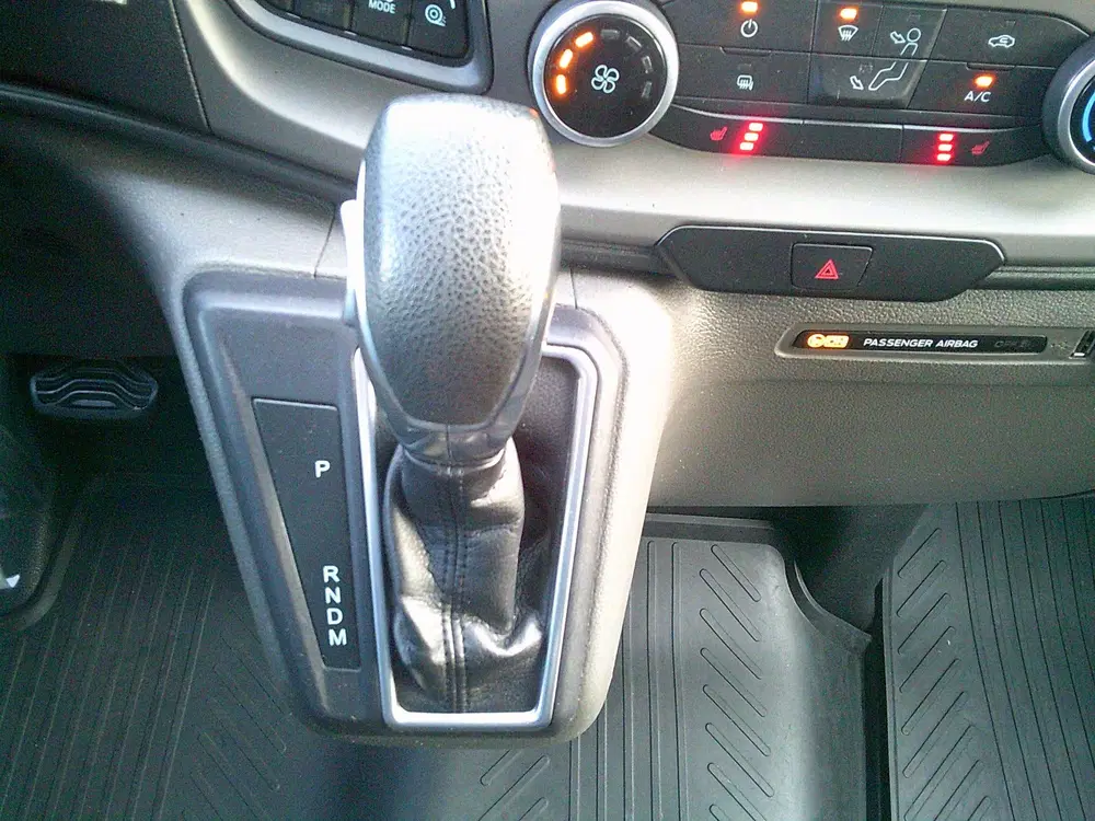 Ford Transit Custom 300 2.0 TDCI L1H1 Trend VOORZIEN VAN AUT uit 2019, foto 14