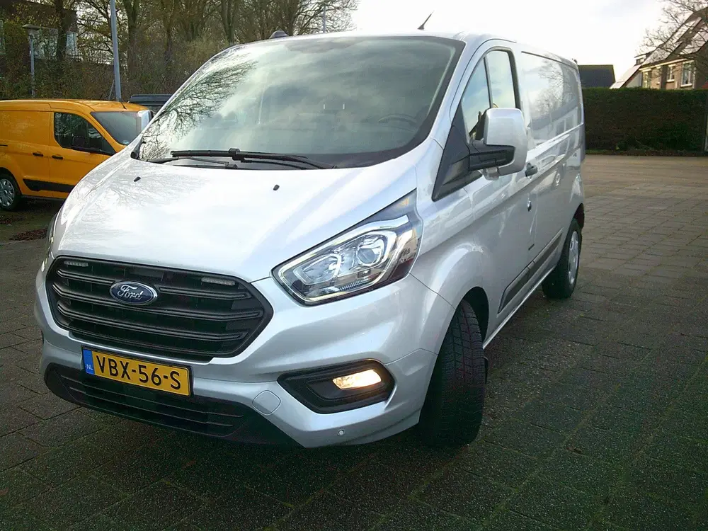 Ford Transit Custom 300 2.0 TDCI L1H1 Trend VOORZIEN VAN AUT uit 2019, foto 3