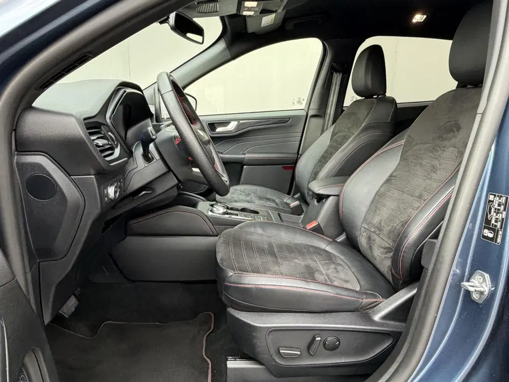 Ford Kuga 2.5 PHEV ST-Line X uit 2023, foto 8