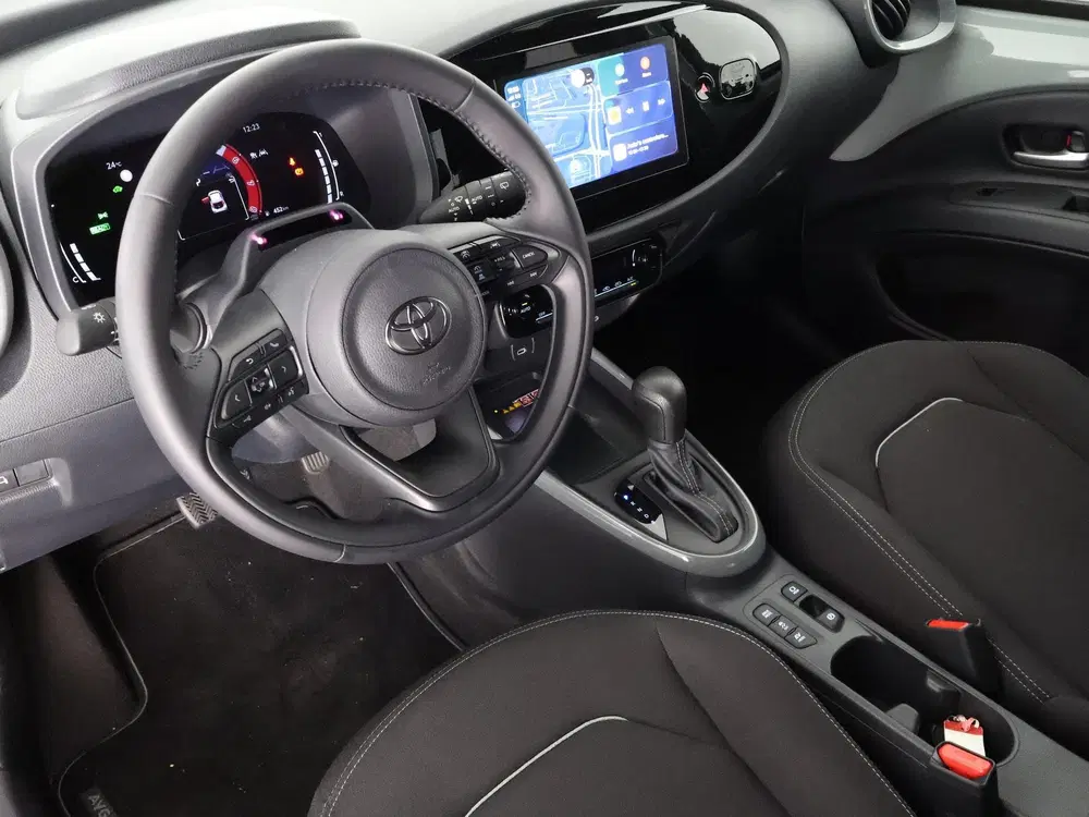 Toyota Aygo X Hybrid 115 Pulse uit 2026, foto 6
