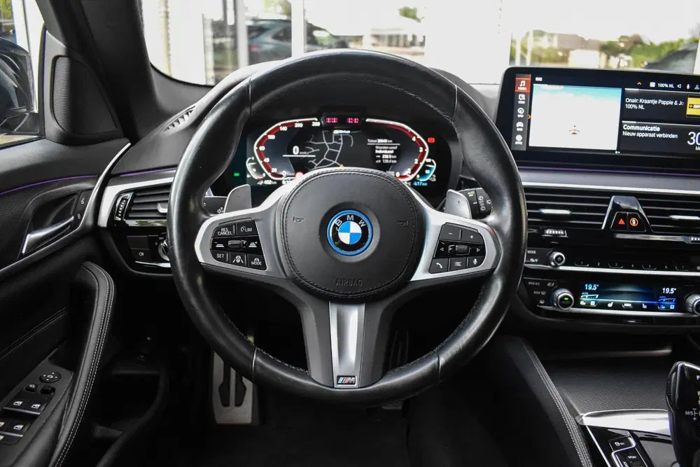 BMW 5-serie 530e Aut. M-Sport Pano HUD Laser Comf Ze uit 2023, foto 12
