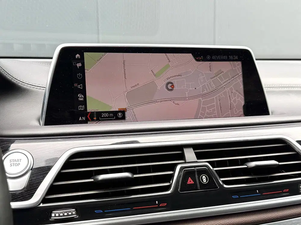 BMW 7-serie 740e uit 2019, foto 11