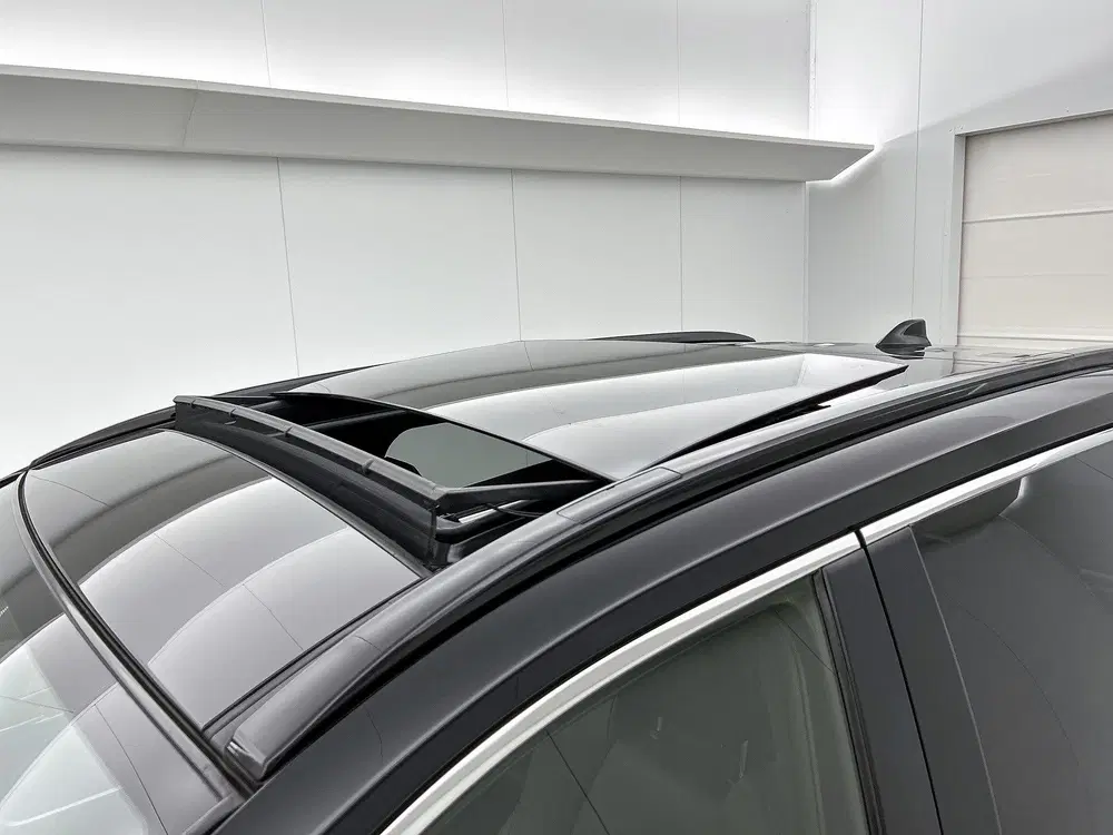 Toyota RAV 4 2.5 Hybrid Bi-Tone uit 2021, foto 13