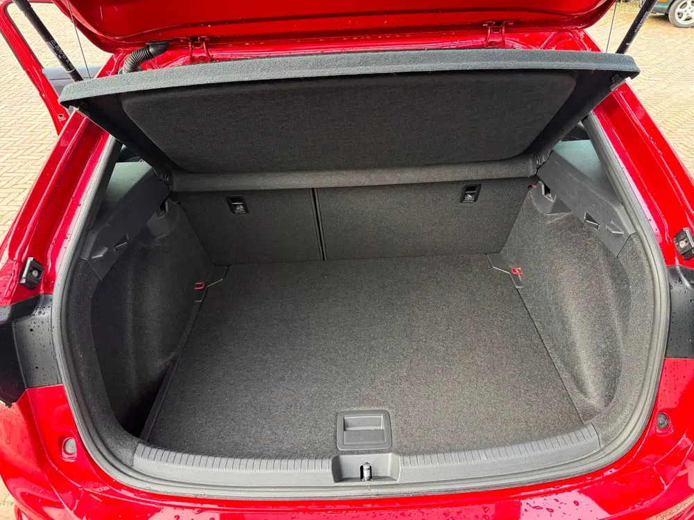 Volkswagen Taigo 1.0 TSI R-Line Business Aut. uit 2022, foto 7