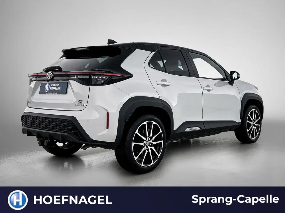 Toyota Yaris Cross 1.5 Hybrid GR Sport uit 2022, foto 2