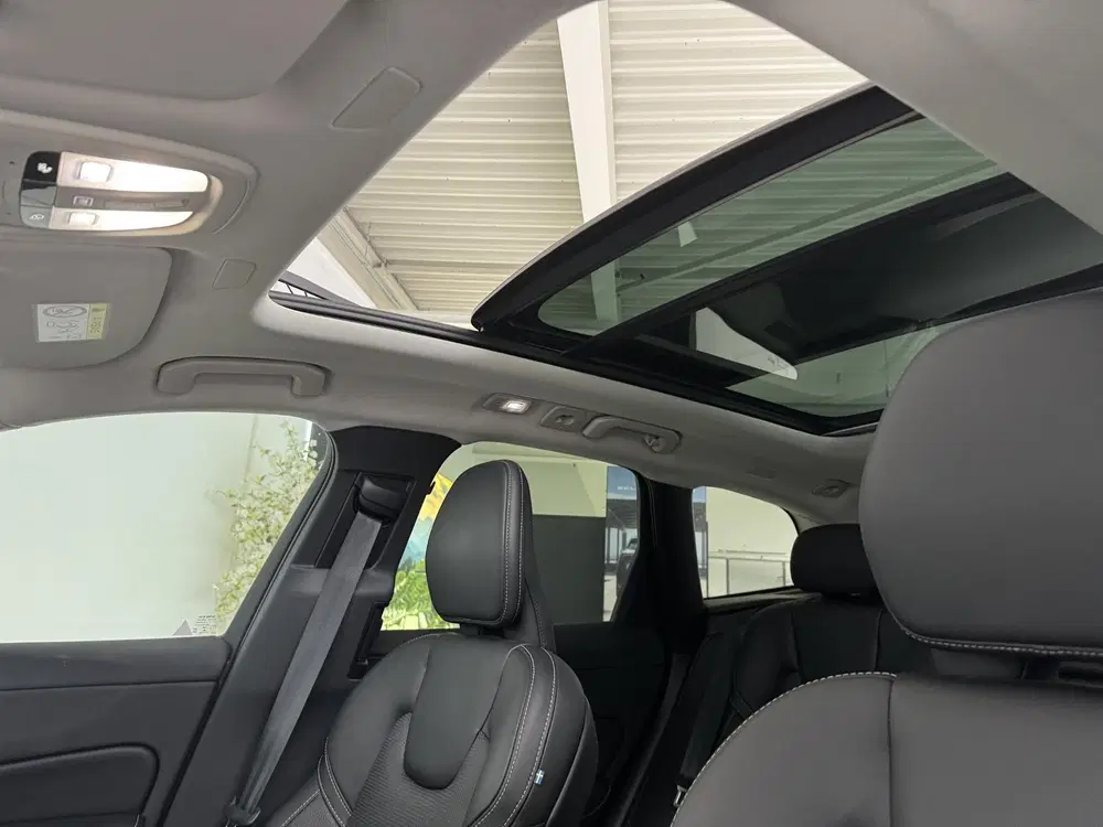 Volvo XC60 2.0 T8 Plug-in hybrid AWD Ultimate Bright uit 2022, foto 15