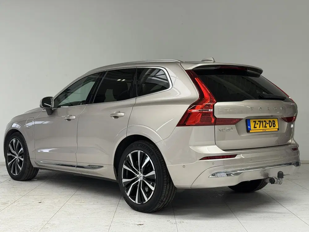 Volvo XC60 2.0 T8 Plug-in hybrid AWD Ultimate Bright uit 2022, foto 6