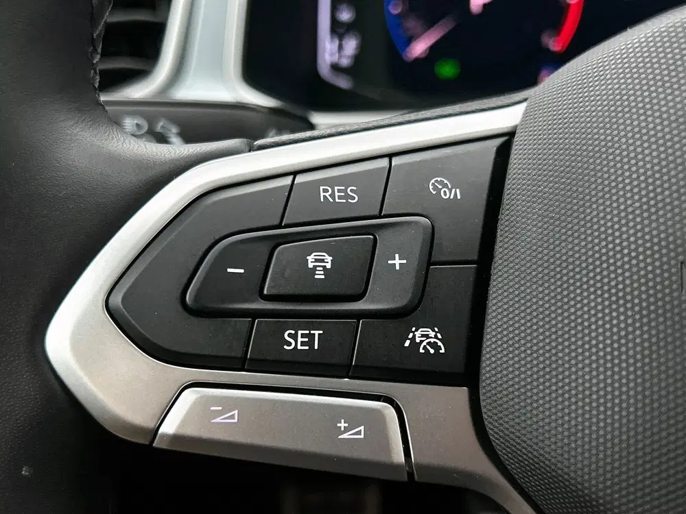 Volkswagen T-Roc 1.5 TSI Life Edition uit 2025, foto 15