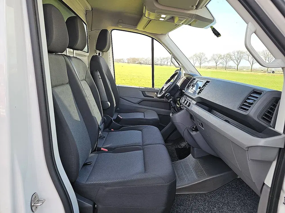 Volkswagen Crafter 35 2.0 TDI Bakwagen Laadklep Airco Zijdeu uit 2024, foto 6