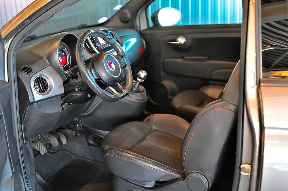 Fiat 500C 1.0 Hybrid Sport uit 2021, foto 6