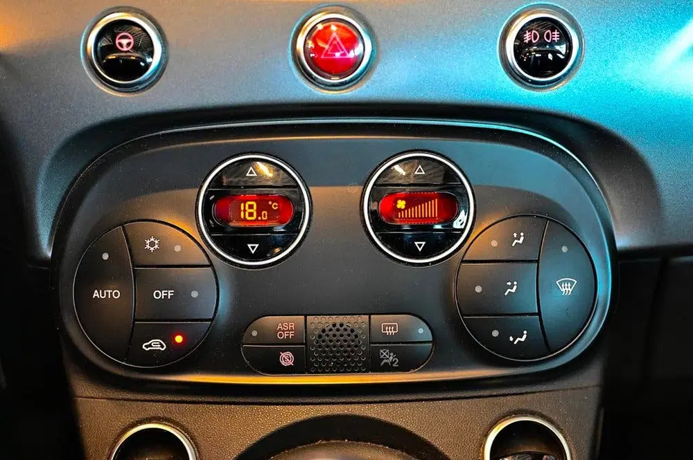 Fiat 500C 1.0 Hybrid Sport uit 2021, foto 9