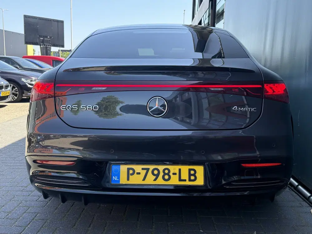 Mercedes-Benz EQS BWJ 2022 580 4MATIC 524 PK AMG Line 108 kW uit 2022, foto 9