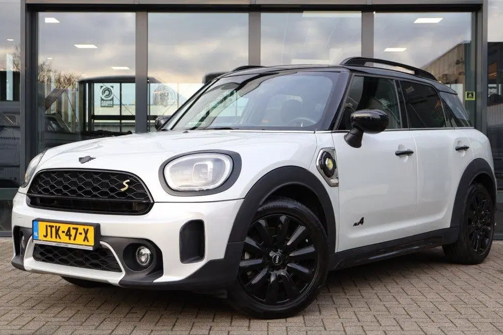 Mini Countryman 1.5 Cooper SE ALL4 Chili uit 2023