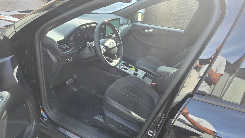 Ford Kuga 2.5 PHEV ST-Line X Black Pack uit 2026, foto 11