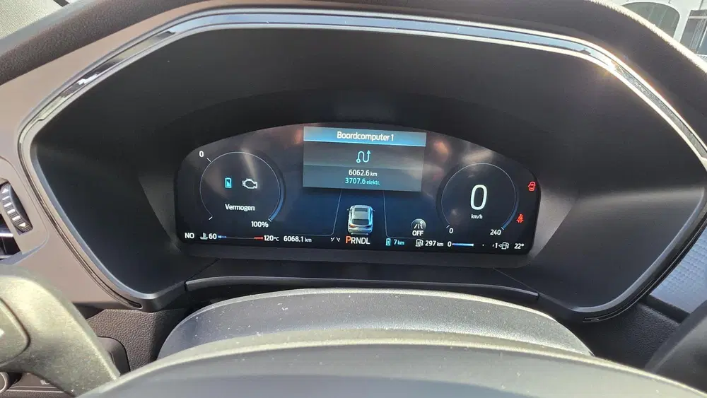 Ford Kuga 2.5 PHEV ST-Line X Black Pack uit 2026, foto 13