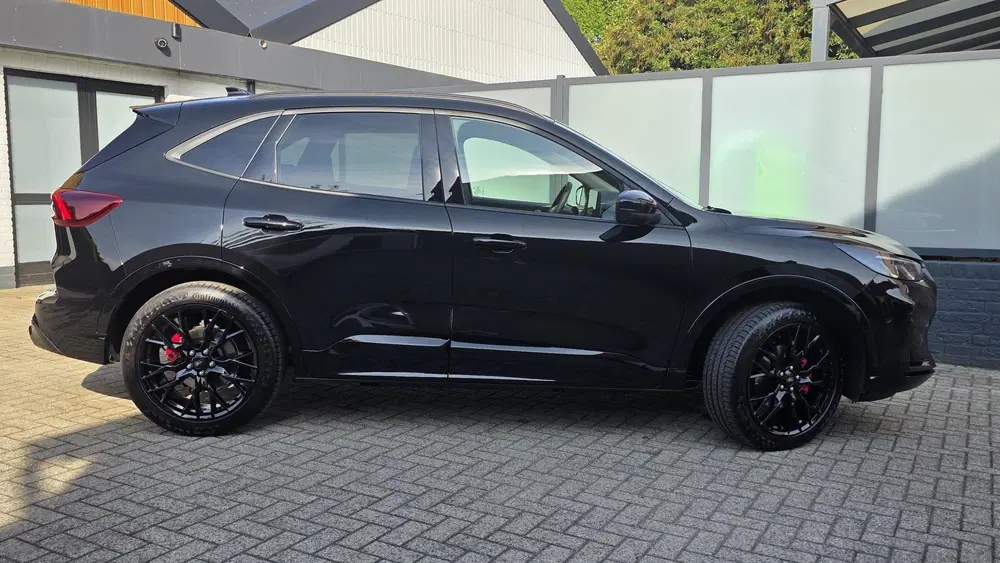Ford Kuga 2.5 PHEV ST-Line X Black Pack uit 2026, foto 4