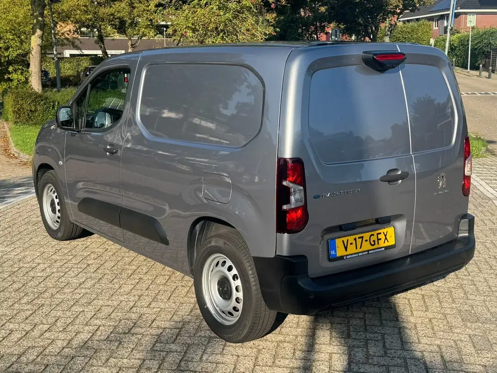 Peugeot Partner 136 L1 50 kWh uit 2024, foto 5