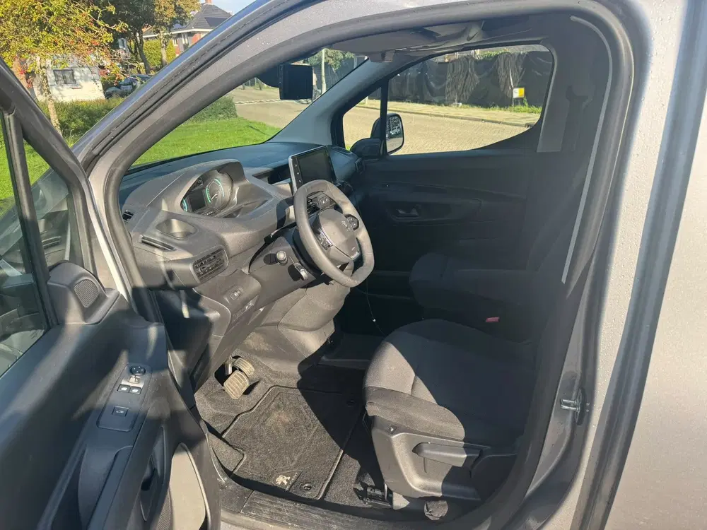 Peugeot Partner 136 L1 50 kWh uit 2024, foto 9