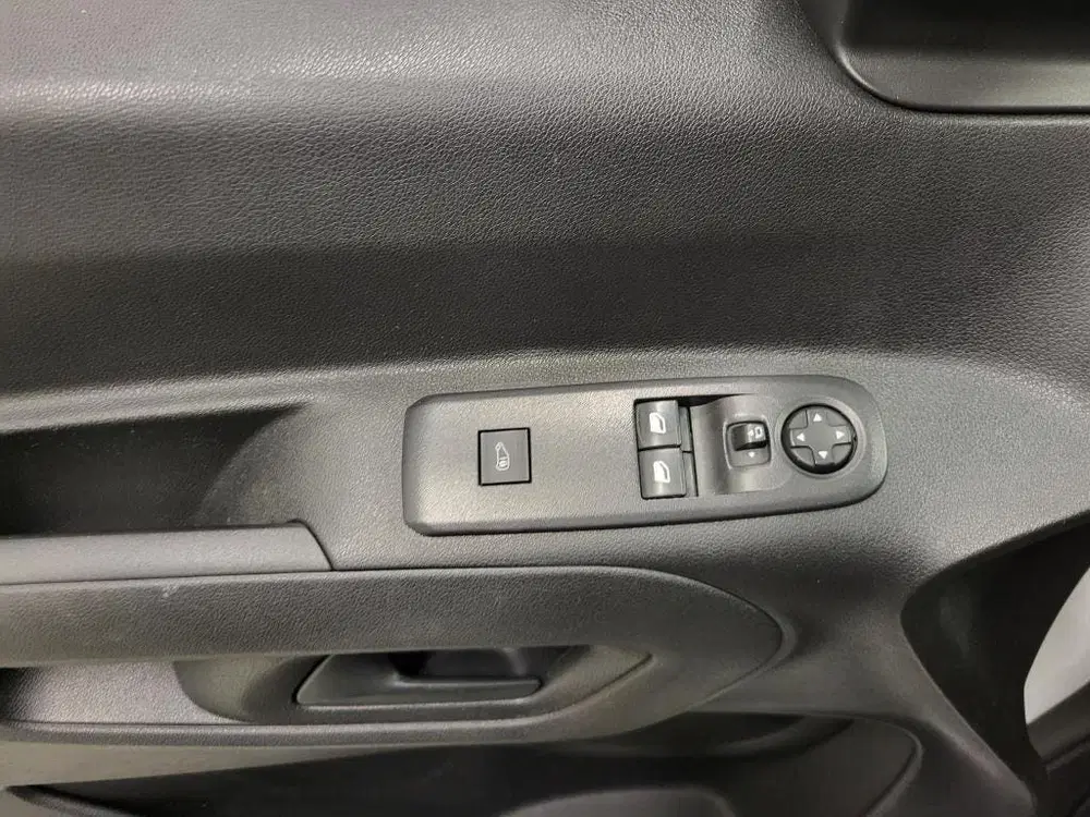 Opel Combo 1.5D 130pk L2 uit 2020, foto 13