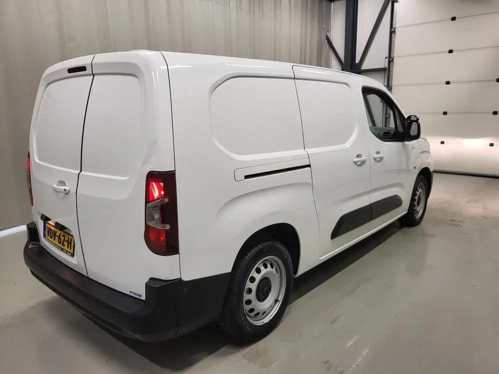 Opel Combo 1.5D 130pk L2 uit 2020, foto 3
