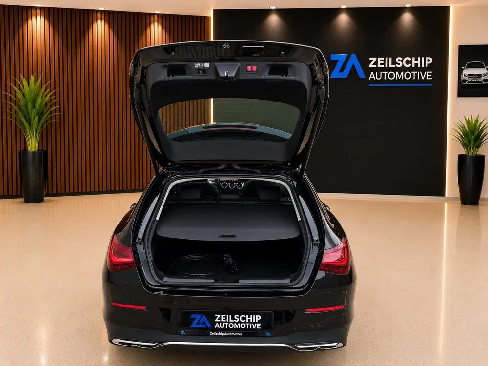 Mercedes-Benz CLA 250e Facelift uit 2023, foto 13