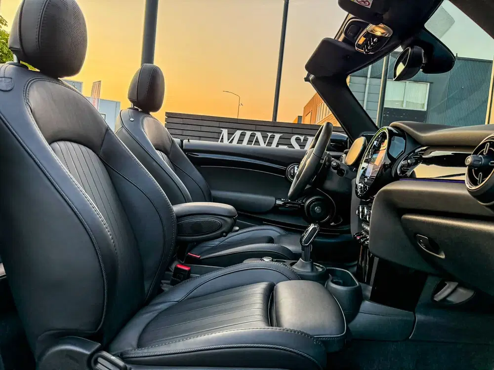 Mini Cabrio 2.0 John Cooper Works JCW Pack F1 aut 231p uit 2023, foto 14